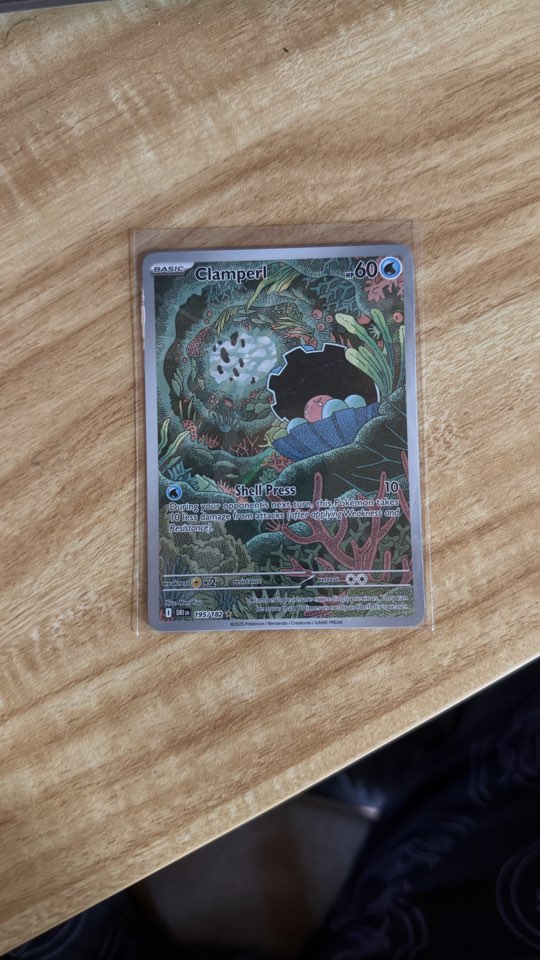 Pokémon TCG: Karta Clamperl 195/182 (Ilustration Rare)