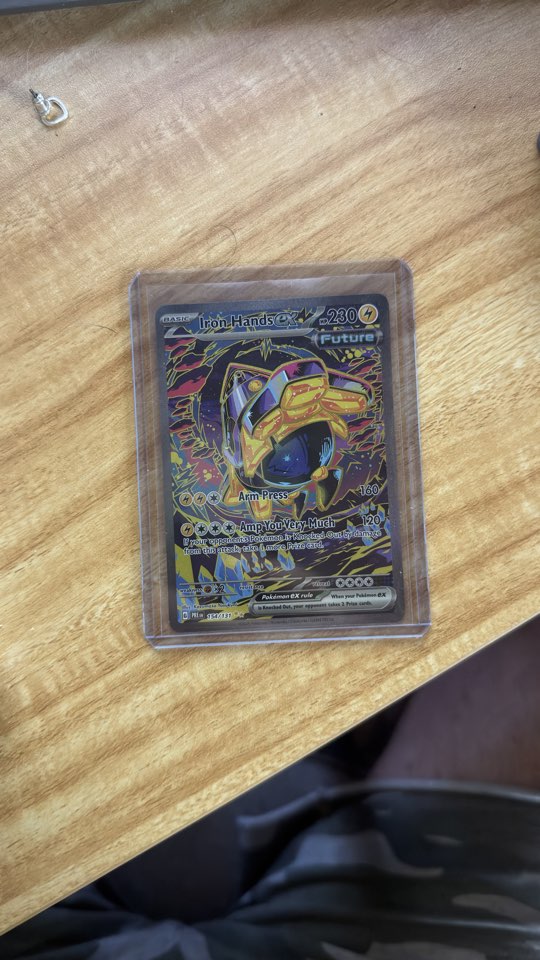 Iron Hands ex 154/131 Prismatic Evolutions