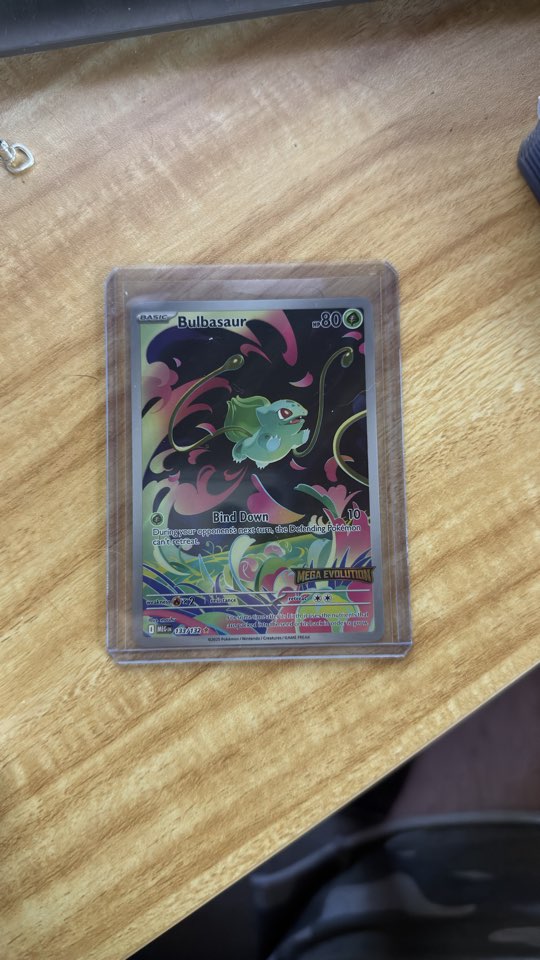 Bulbasaur 133/132 Mega Evolution Box Topper