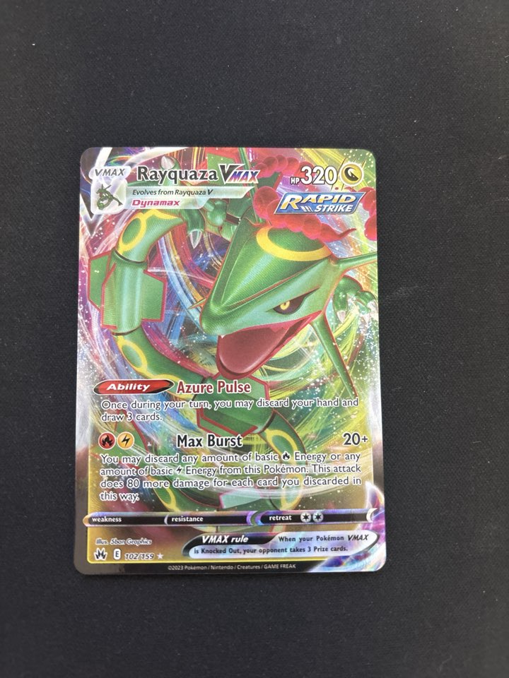 Rayquaza VMAX (102/159)